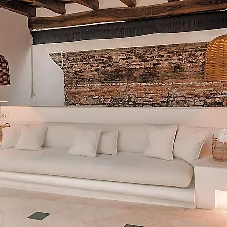 Amarla Boutique Hotel